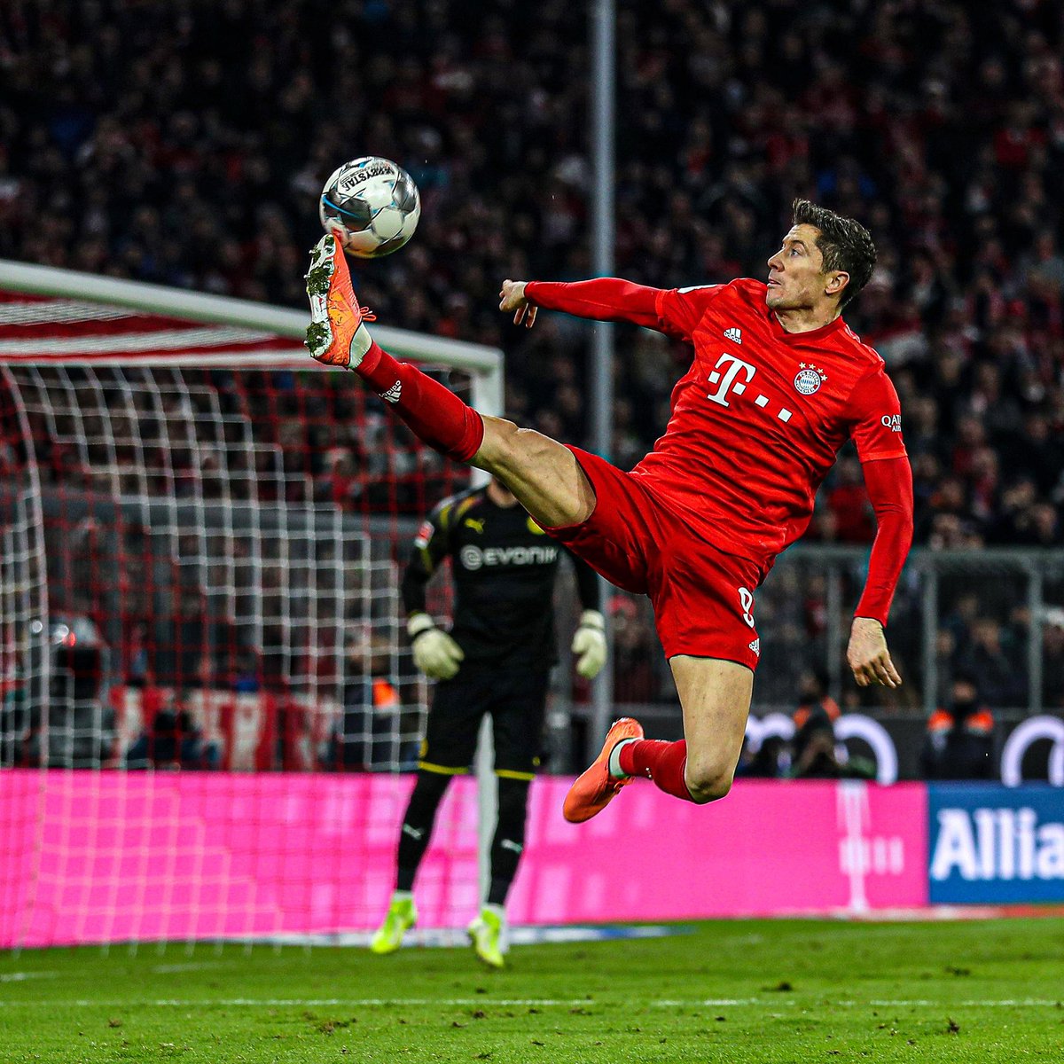 欧冠晋级概率模型分析 多项指标综合评估