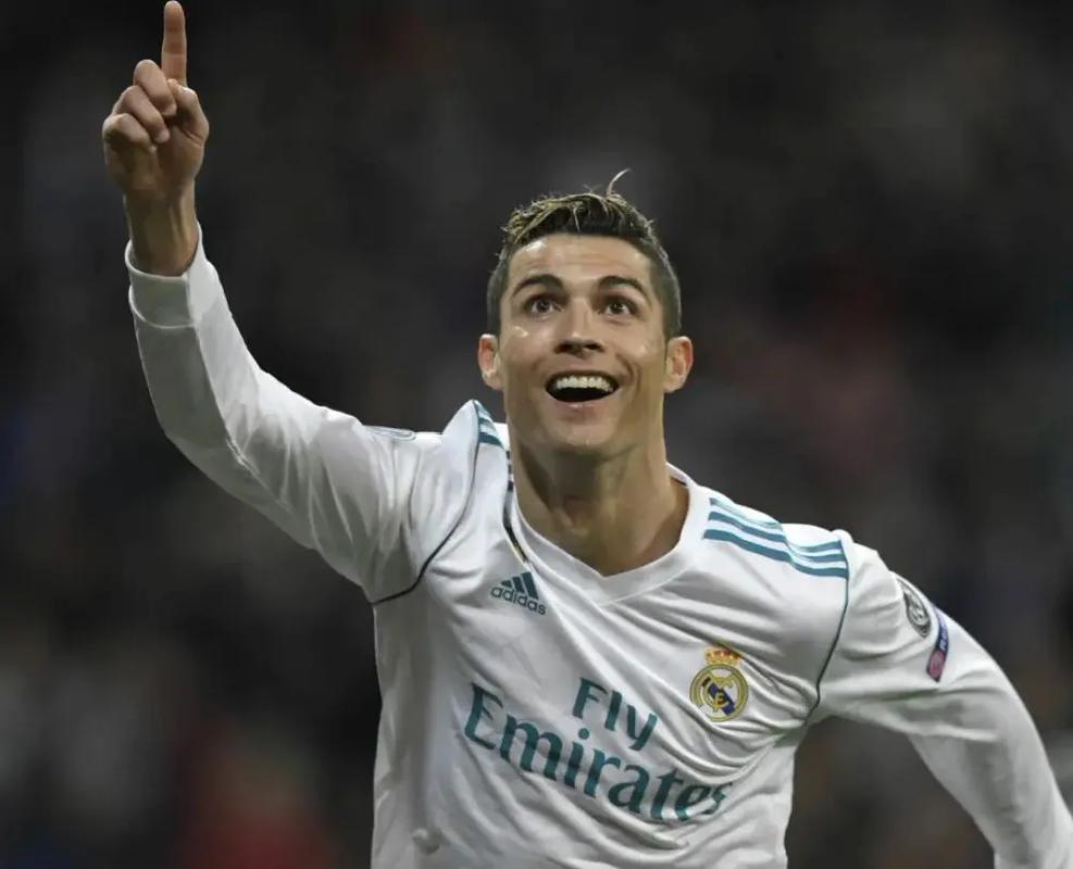 忍无可忍！许利民怒斥：吊儿郎当耍大牌，球迷：疑似指国内这2人