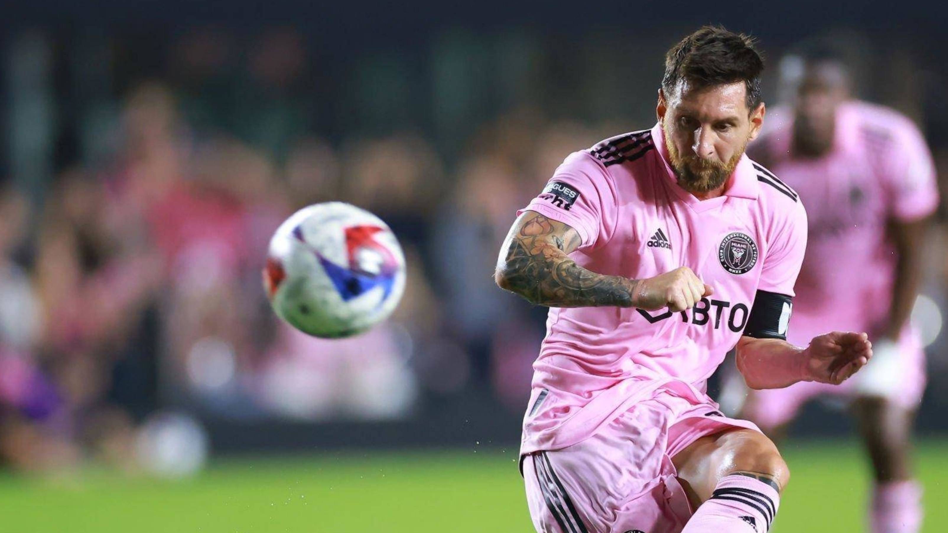 27分12助！31分9板10助！东皇组合刷爆NBA纪录，湖人不满富保罗