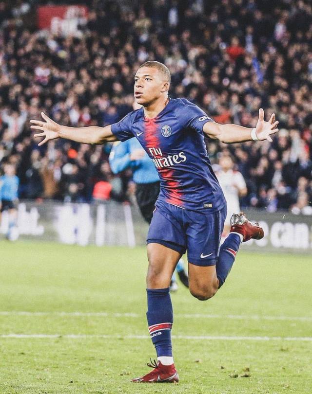 冷门！湖人输给垫底球队，赛后数据盘点，最大输球责任并非东契奇